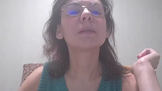 Snapshot of HollyJewel chatting on February 27, 2025, 5:47 pm HollyJewel online show from February 27, 2025, 5:47 pm