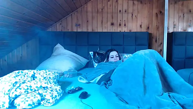 BoeseMoni1998 online show from March 7, 2025, 12:34 pm