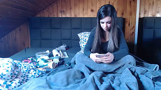 BoeseMoni1998 online show from March 22, 2025, 8:18 am