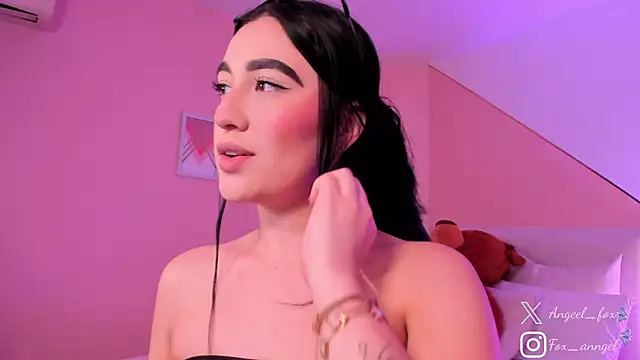 angeel fox online show from February 7, 2026, 11:29 am