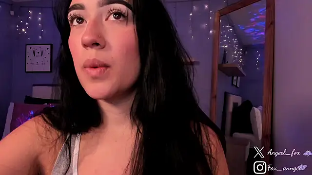 angeel fox online show from January 30, 2025, 4:58 am