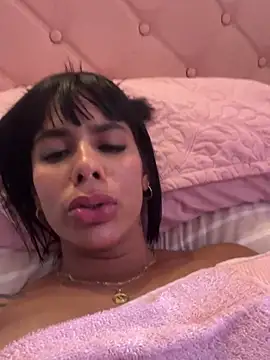 Cleopatra Fit online show from March 2, 2025, 6:35 pm