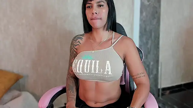 Cleopatra Fit online show from March 2, 2025, 2:25 pm