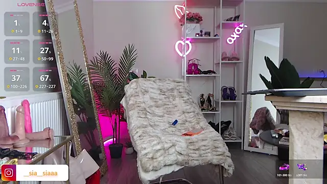 Snapshot of ArianaArianna chatting on March 3, 2026, 10:00 am ArianaArianna online show from March 3, 2026, 10:00 am