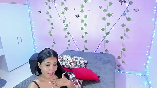 Snapshot of ambersmitx chatting on March 8, 2025, 10:45 pm ambersmitx online show from March 8, 2025, 10:45 pm