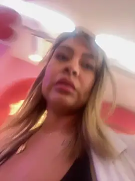 JoannaStanford online show from September 12, 2025, 8:30 pm