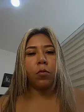 AriannaTorres online show from December 20, 2025, 11:46 am