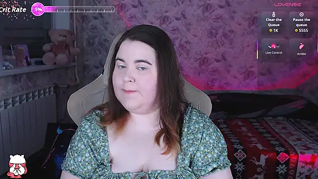 Estelle Hicks online show from February 17, 2026, 6:38 pm