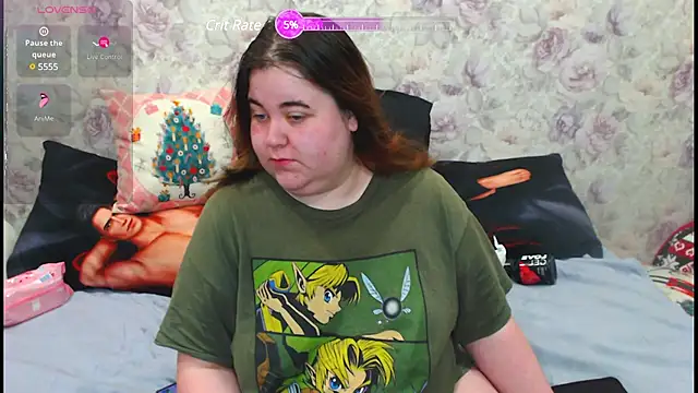 Snapshot of Estelle_Hicks chatting on February 22, 2025, 9:59 pm Estelle Hicks online show from February 22, 2025, 9:59 pm