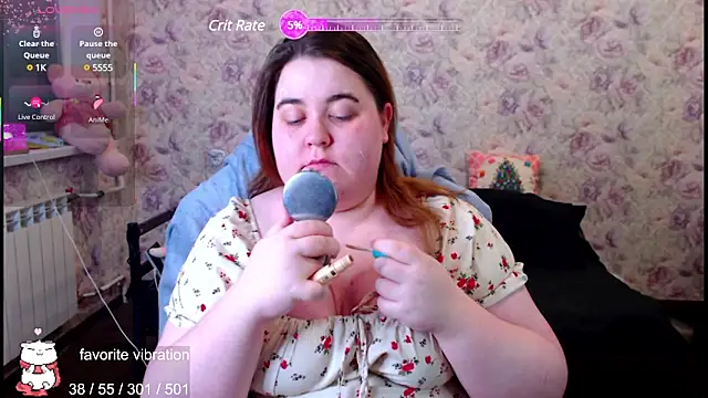 Snapshot of Estelle_Hicks chatting on March 17, 2025, 6:21 pm Estelle Hicks online show from March 17, 2025, 6:21 pm