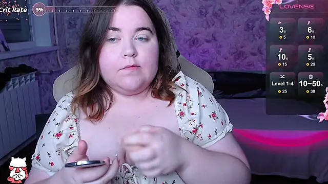 Snapshot of Estelle_Hicks chatting on September 23, 2025, 6:04 pm Estelle Hicks online show from September 23, 2025, 6:04 pm
