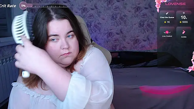 Snapshot of Estelle_Hicks chatting on October 2, 2025, 6:22 pm Estelle Hicks online show from October 2, 2025, 6:22 pm