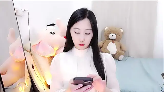 Snapshot of Alcohol_1 chatting on November 3, 2025, 1:58 pm Alcohol 1 online show from November 3, 2025, 1:58 pm