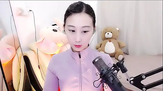 Snapshot of Alcohol_1 chatting on October 30, 2025, 2:04 pm Alcohol 1 online show from October 30, 2025, 2:04 pm