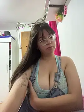 indiegirl666 online show from February 18, 2026, 2:42 am