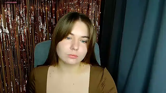 Snapshot of Glory_air chatting on January 15, 2026, 7:56 am Glory air online show from January 15, 2026, 7:56 am