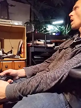 Snapshot of mrwinsalot88 chatting on October 28, 2025, 8:46 am mrwinsalot88 online show from October 28, 2025, 8:46 am