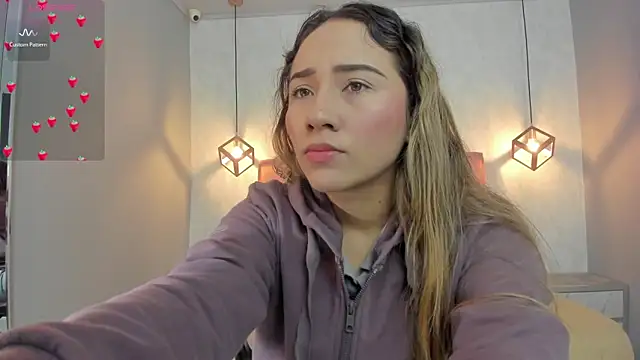 Snapshot of SUNNYCYRUS chatting on February 12, 2026, 11:43 am SUNNYCYRUS online show from February 12, 2026, 11:43 am