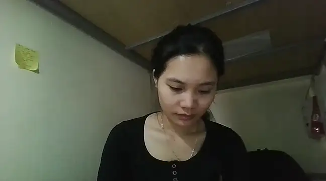 Snapshot of Be-MyMy chatting on March 21, 2025, 1:56 am Be-MyMy online show from March 21, 2025, 1:56 am