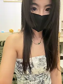 Snapshot of FeiFei-babe chatting on March 6, 2025, 4:38 pm FeiFei-babe online show from March 6, 2025, 4:38 pm