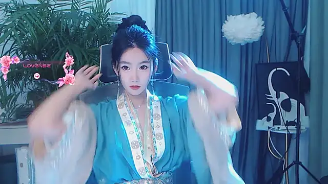 FeiFei-babe online show from March 5, 2026, 10:45 am