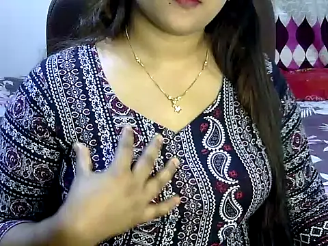 BengaliQueenStar online show from March 19, 2025, 6:34 pm