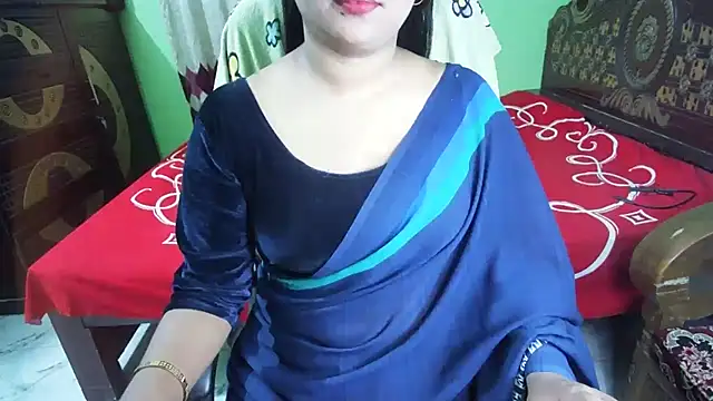 BengaliQueenStar online show from July 25, 2026, 4:13 pm