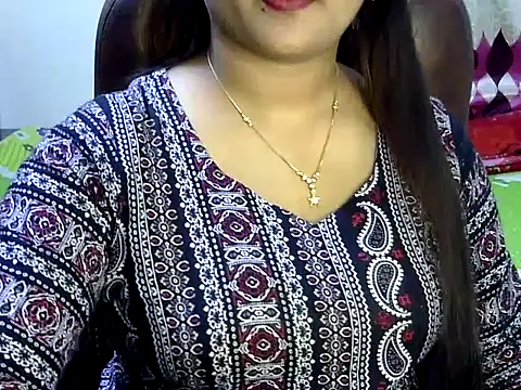 BengaliQueenStar online show from March 22, 2025, 7:42 pm