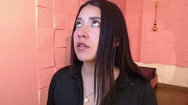 Susy thomson online show from September 28, 2025, 10:06 pm