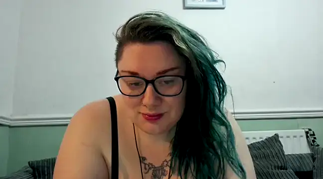 Bustycurves online show from March 21, 2025, 10:28 pm