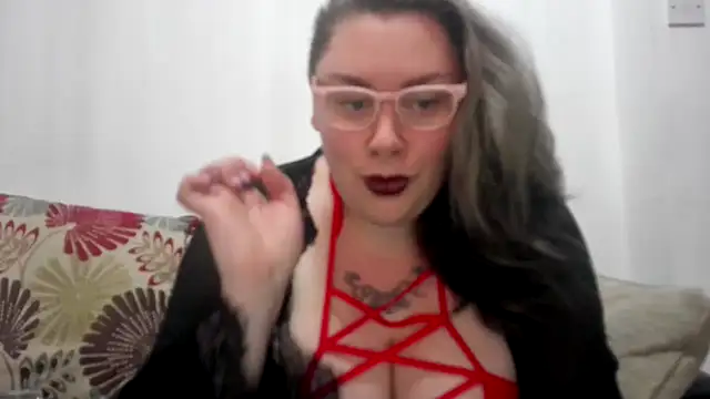 Bustycurves online show from October 30, 2025, 9:11 pm