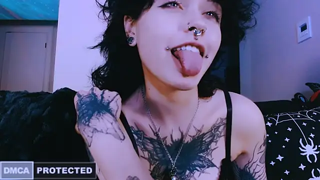 Snapshot of NaughtyLittleFox chatting on April 26, 2026, 4:43 am NaughtyLittleFox online show from April 26, 2026, 4:43 am