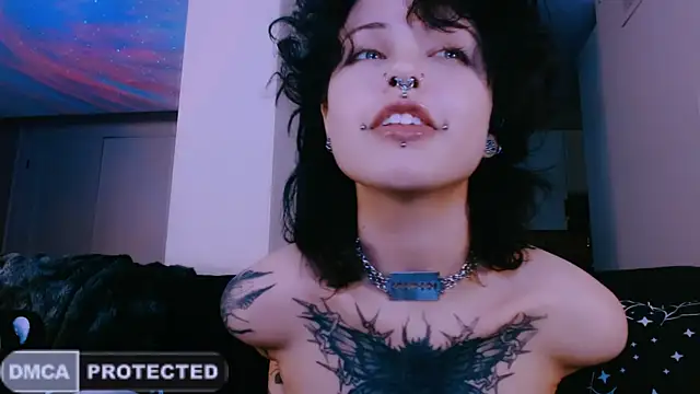 Snapshot of NaughtyLittleFox chatting on May 12, 2026, 4:20 am NaughtyLittleFox online show from May 12, 2026, 4:20 am