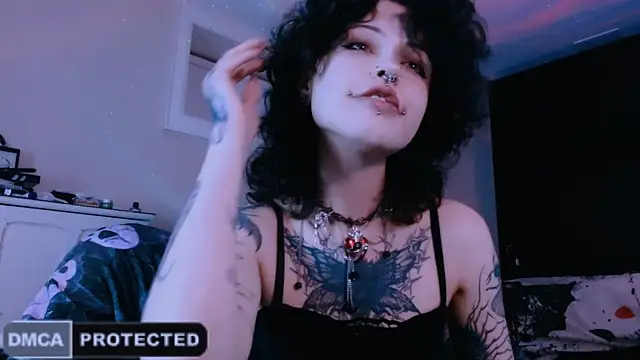 Snapshot of NaughtyLittleFox chatting on May 24, 2026, 4:34 am NaughtyLittleFox online show from May 24, 2026, 4:34 am