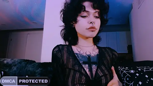 Snapshot of NaughtyLittleFox chatting on May 8, 2026, 3:32 am NaughtyLittleFox online show from May 8, 2026, 3:32 am