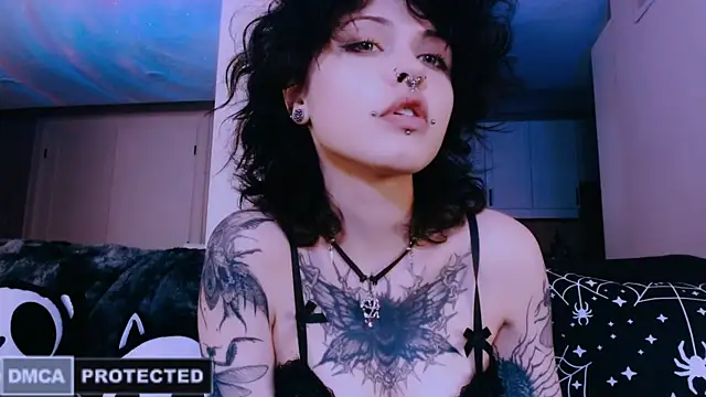 Snapshot of NaughtyLittleFox chatting on April 30, 2026, 5:47 am NaughtyLittleFox online show from April 30, 2026, 5:47 am