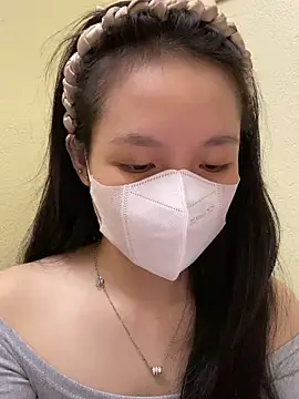 minmin2kk5 online show from October 21, 2025, 2:49 pm