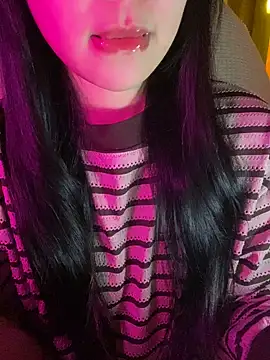 minmin2kk5 online show from November 30, 2025, 3:02 pm