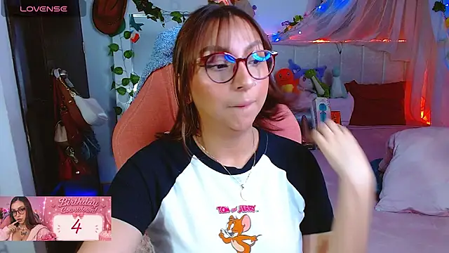 Littlerouse  online show from July 9, 2026, 7:53 am