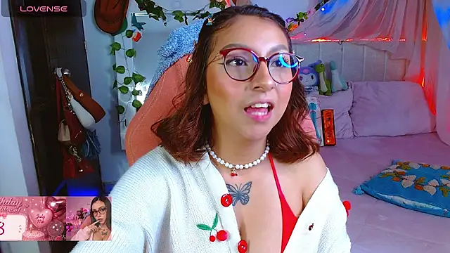 Littlerouse  online show from July 4, 2026, 7:04 am
