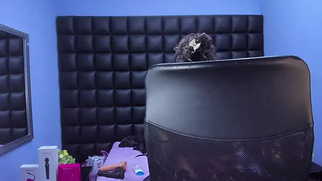 Snapshot of celeste_blue69 chatting on February 7, 2026, 3:58 am celeste blue69 online show from February 7, 2026, 3:58 am