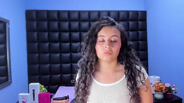 Snapshot of celeste_blue69 chatting on February 10, 2026, 3:49 am celeste blue69 online show from February 10, 2026, 3:49 am