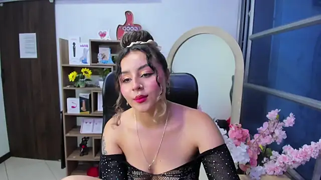 Snapshot of celeste_blue69 chatting on September 18, 2025, 3:09 am celeste blue69 online show from September 18, 2025, 3:09 am