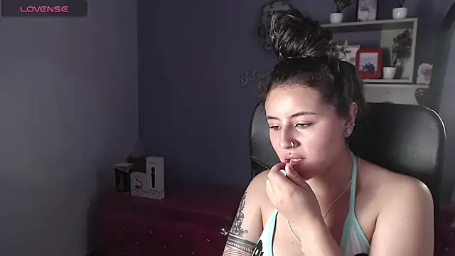 Snapshot of celeste_blue69 chatting on March 1, 2025, 8:23 am celeste blue69 online show from March 1, 2025, 8:23 am