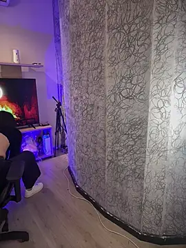 saracaball  online show from March 12, 2026, 4:40 am