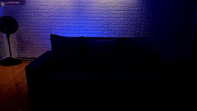 Snapshot of violet_scott chatting on February 26, 2025, 10:49 am violet scott online show from February 26, 2025, 10:49 am