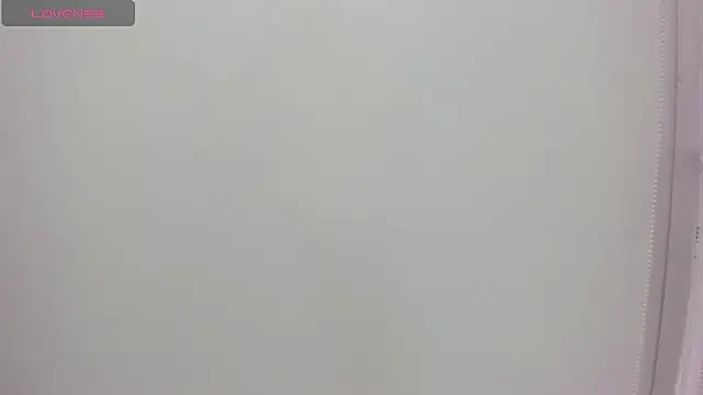 Cherllynn online show from November 21, 2025, 2:38 pm