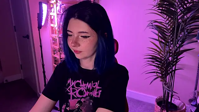  vixenp online show from March 6, 2026, 6:47 pm