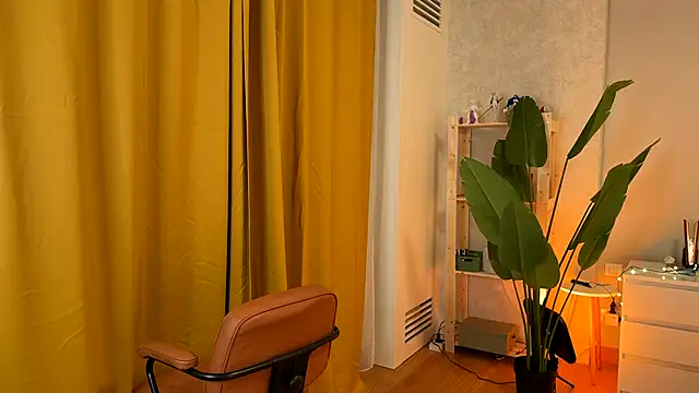 Snapshot of _vixenp chatting on December 4, 2024, 8:01 pm vixenp online show from December 4, 2024, 8:01 pm