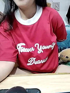 cream1299 online show from February 24, 2026, 9:15 pm